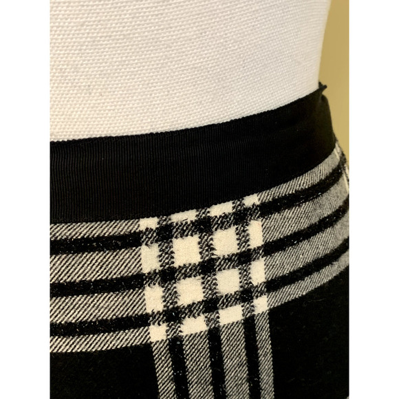 Talbots black/white knee length pencil plaid skirt, wool blend, lined, size 6 - Picture 4 of 7